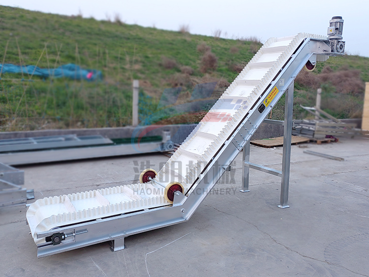 油菜籽装车用白色Z型裙边皮带输送机
